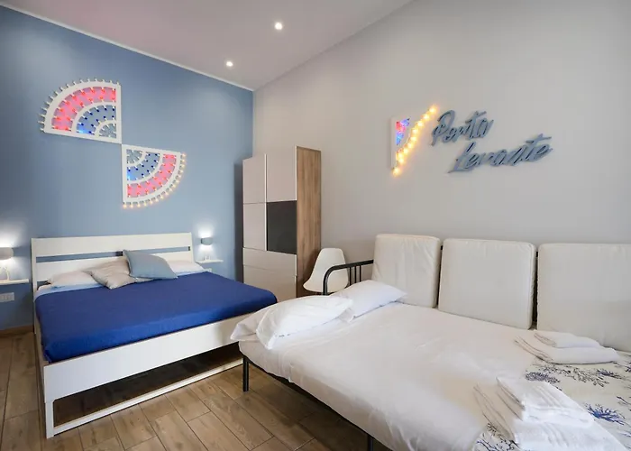 Guesthost - Porta Levante Gleeful *